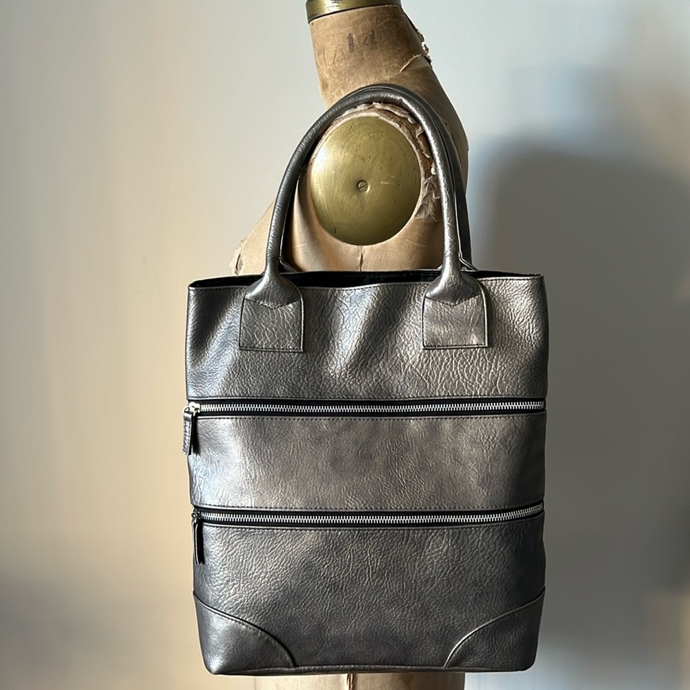 Y2K Vintage Silver Faux Leather Tote Bag